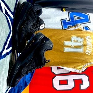 Jordan CMFT Viz Air 11 Black 444905-005 Men's size 10